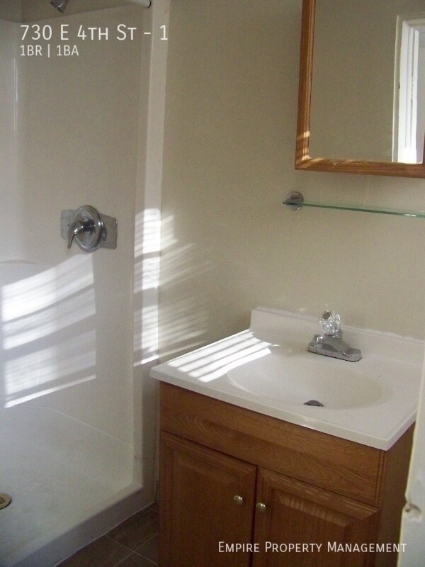 Foto del edificio - 1st Floor: 1 Bedroom/ 1 Bathroom Apartment...
