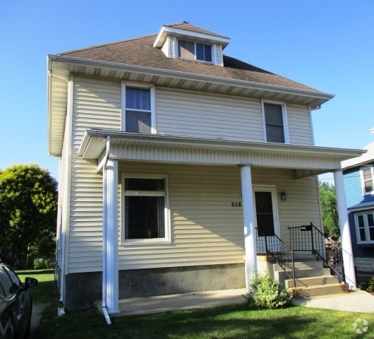 Building Photo - 208 W Emerson St
