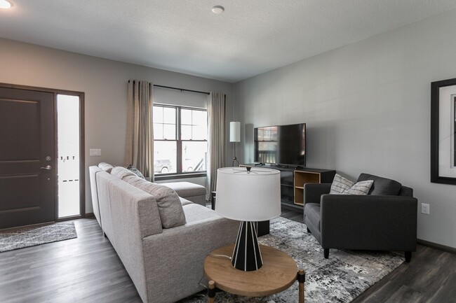 Building Photo - Fully Furnished New Construction Townhome ...