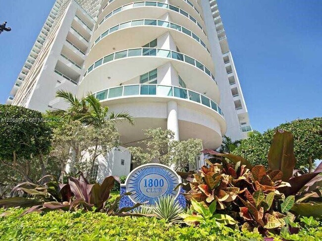 Foto del edificio - 1800 N Bayshore Dr