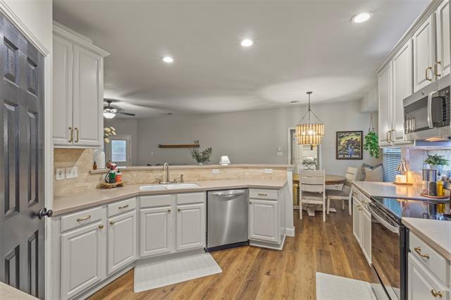 Foto del edificio - 7005 Stone Canyon Ct