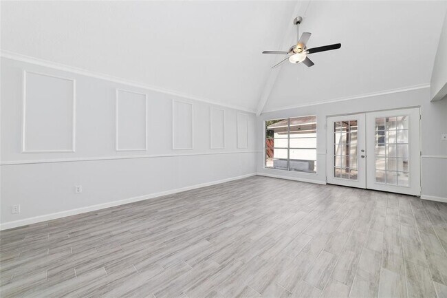 Building Photo - 22122 Woodrose Dr