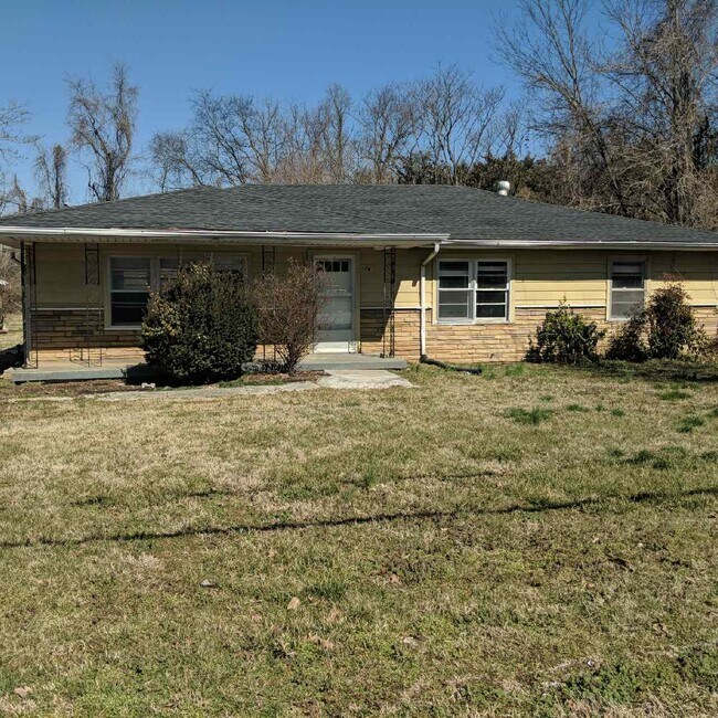 Foto del edificio - 210 W Lokey Ave