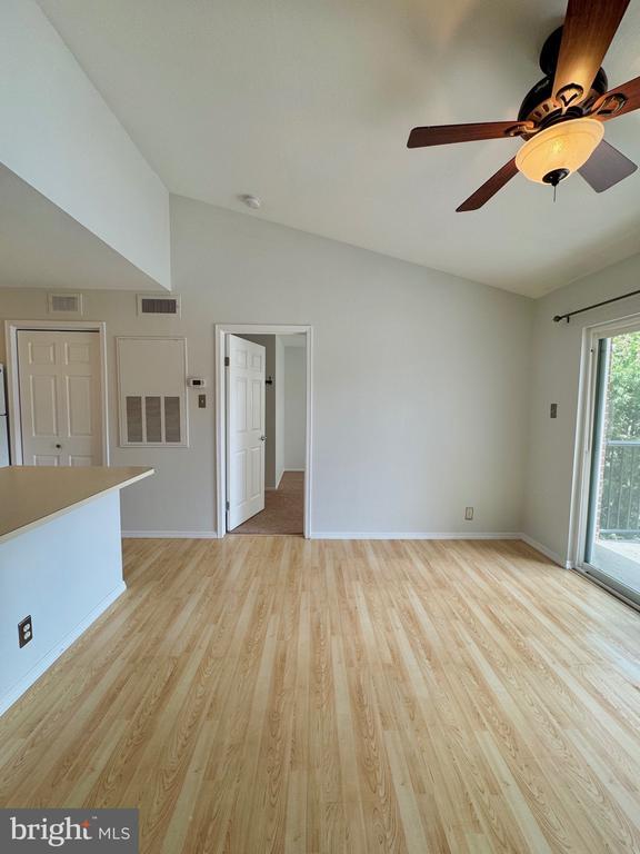 Foto del edificio - 3306 Wyndham Cir