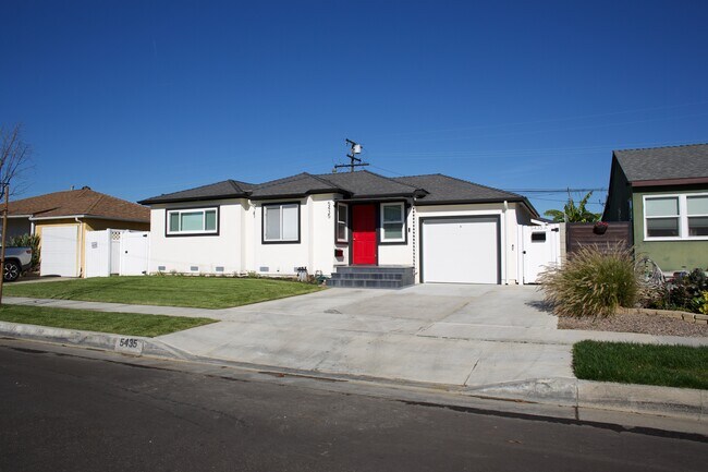 Foto del edificio - 5435 W 123rd Pl