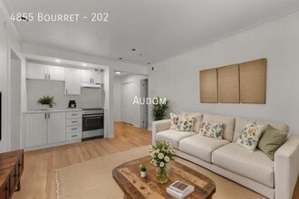 Building Photo - 4855 Av Bourret