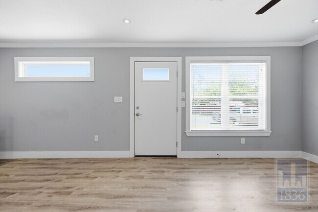 Foto del edificio - 1103 Booker Ave