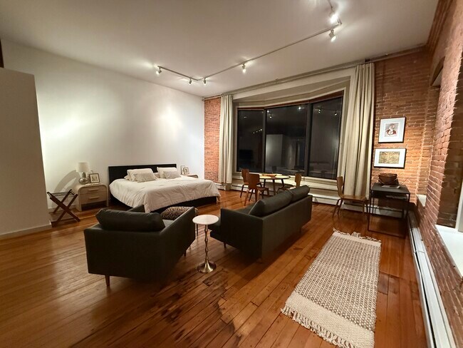 Building Photo - 93 Eddy St