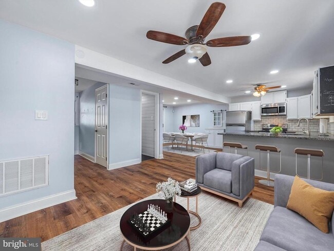 Building Photo - 7707 Warsaw Ave