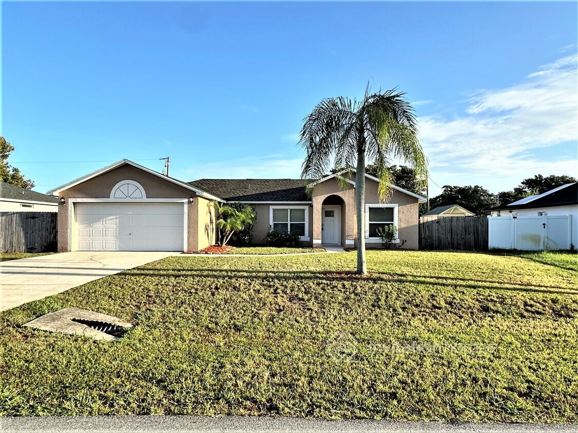 Foto principal - 980 Eyerly St