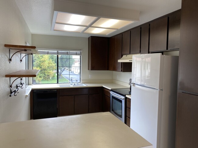 Building Photo - BLOSSOM VALLEY - spacious condominium, des...