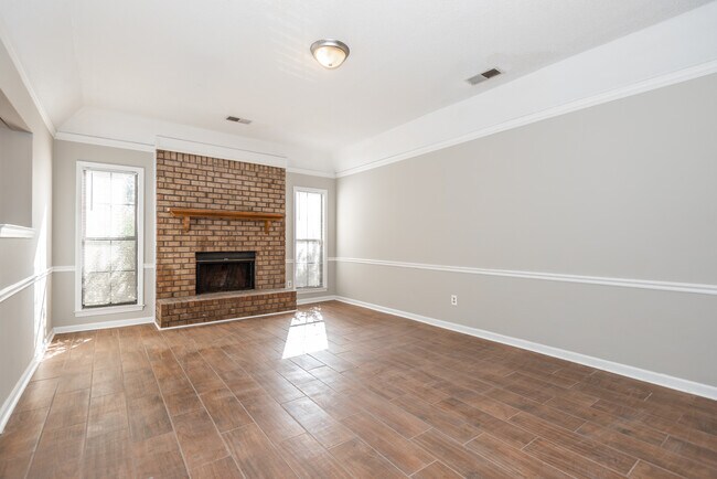 Building Photo - 6620 Stockport Dr