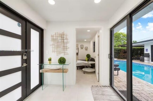 Foto del edificio - 9426 Caribbean Blvd