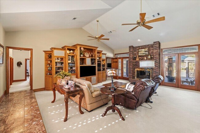 Building Photo - 9027 Winged Foot Dr