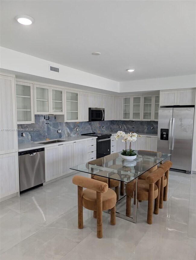 Foto del edificio - 14585 SW 262nd St