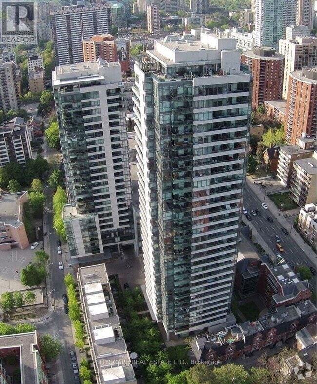 Building Photo - 281-1281 Mutual St