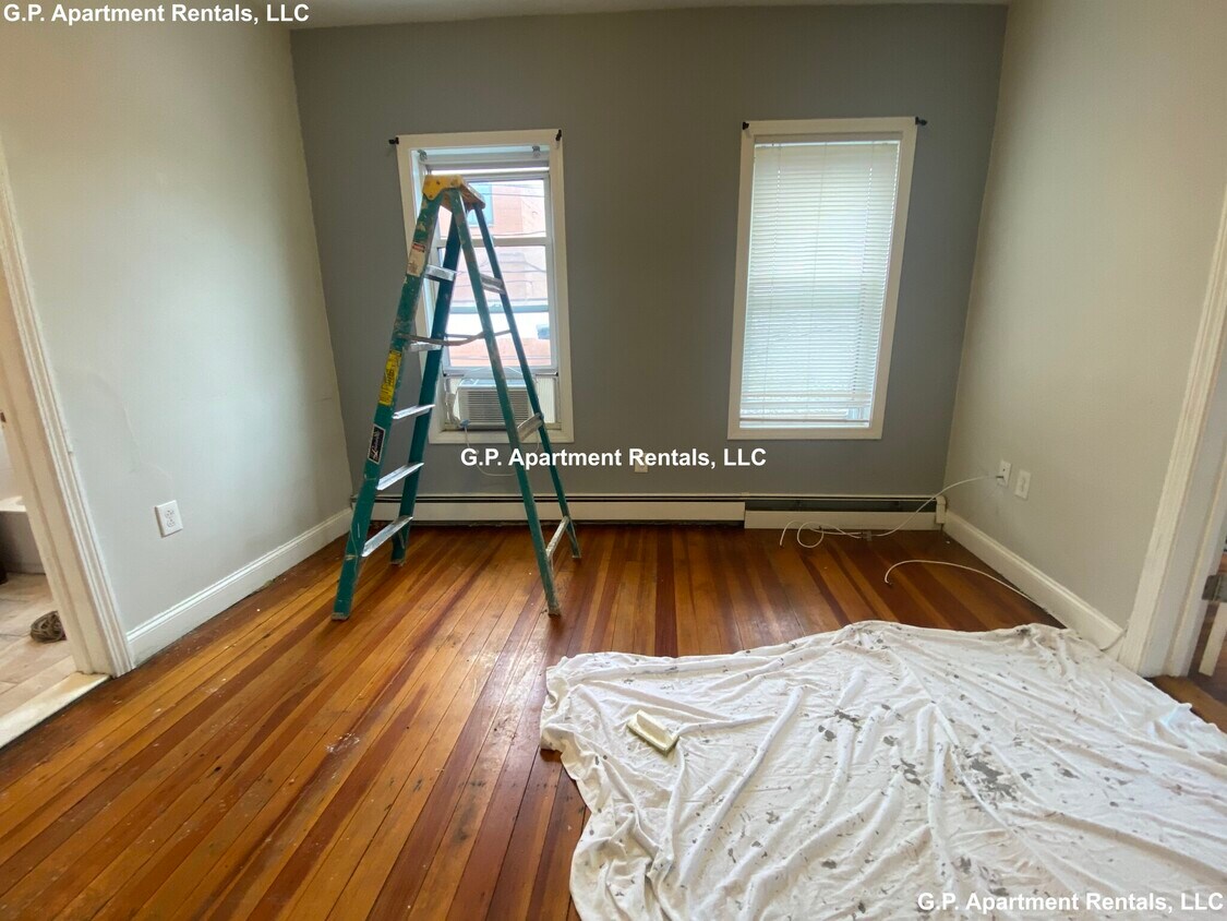 104 Bow St Unit 2, Everett, MA 02149 Condo for Rent in Everett, MA