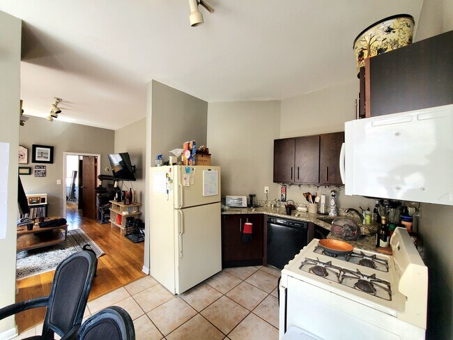 Foto del edificio - 731 N Noble St