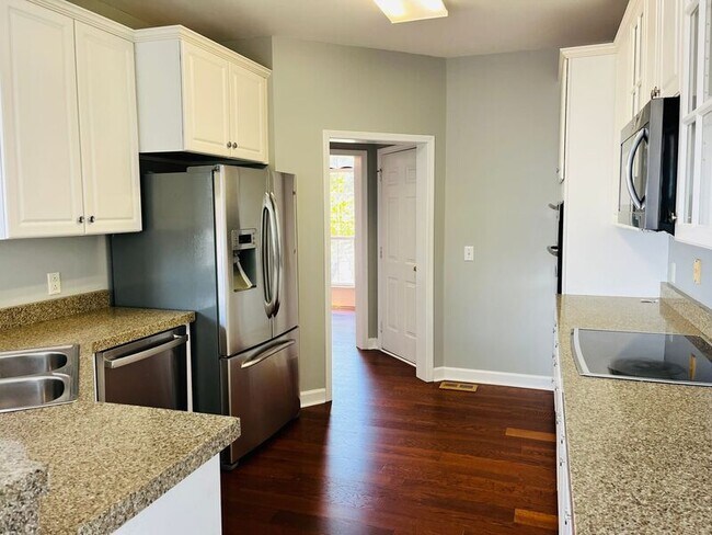 Foto del edificio - 1613 Braebury Cir