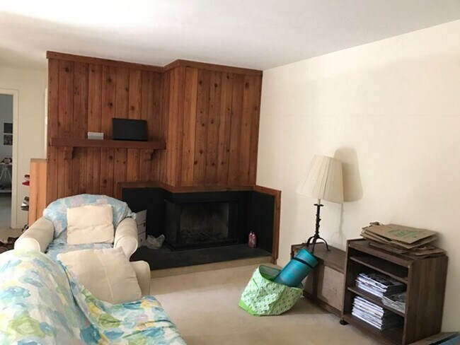 Foto del edificio - 2BR Finley Forest Condo – Minutes to Chapel Hill & UNC