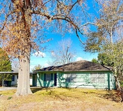 Building Photo - 6419 Thrush Dr