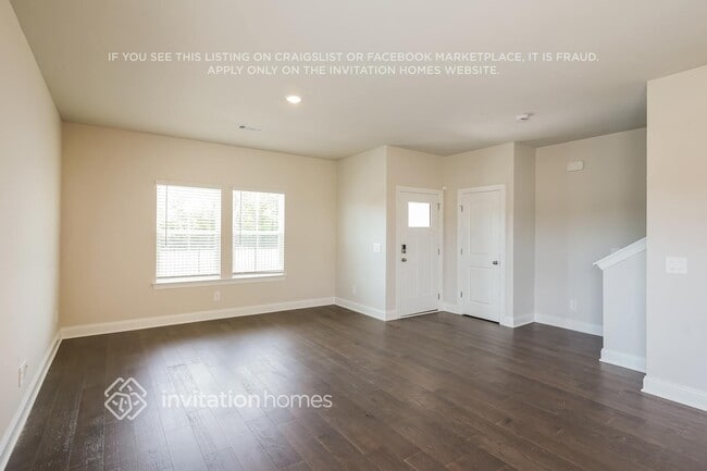 Building Photo - 200 River Rock Dr