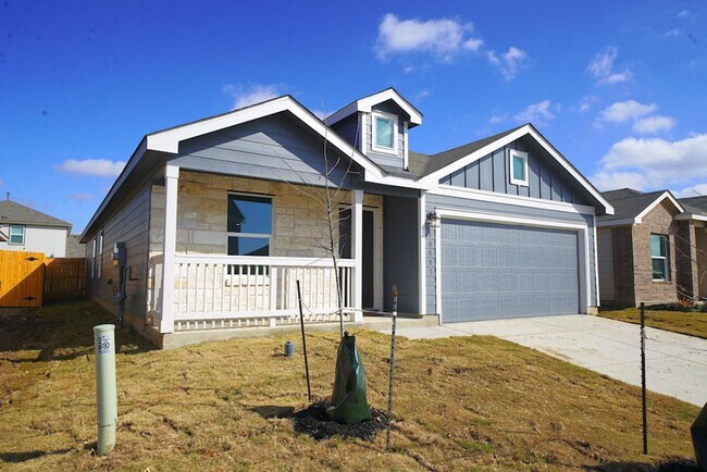 Building Photo - Like-New Home Now Available For Rent in Converse, TX! Realtor Commission offered: $600