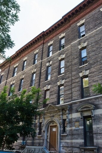 Building Photo - 1316 Pacific St