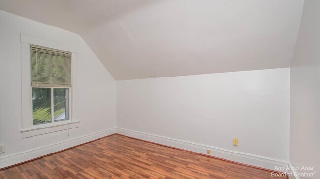 Foto del edificio - 610 S Ashley St
