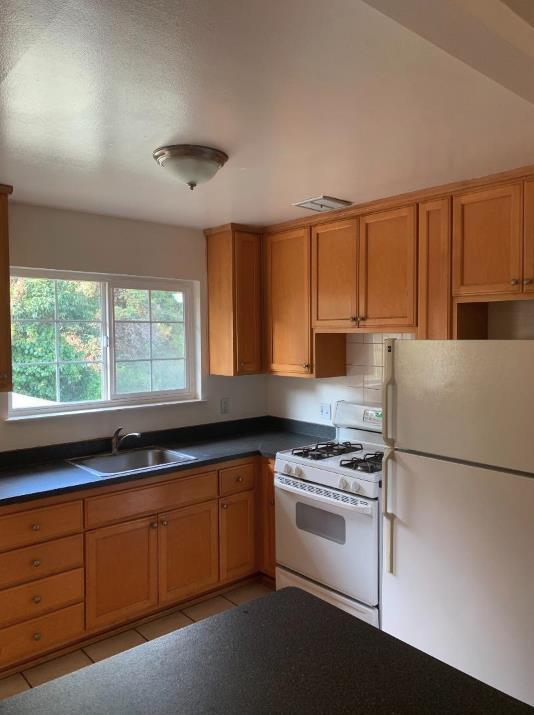 Foto principal - 158 Laurel St