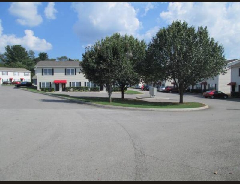 400 Willington Manor, Loudon, TN 37774 Townhome Rentals in Loudon TN