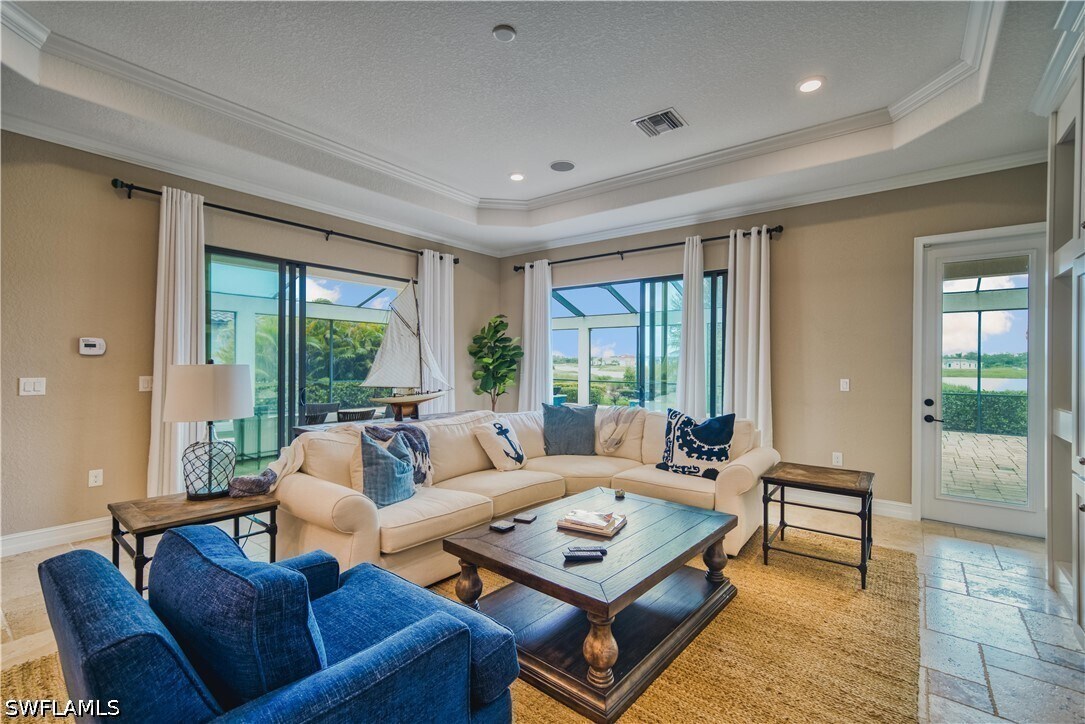 Foto del edificio - 9902 Corso Bello Dr