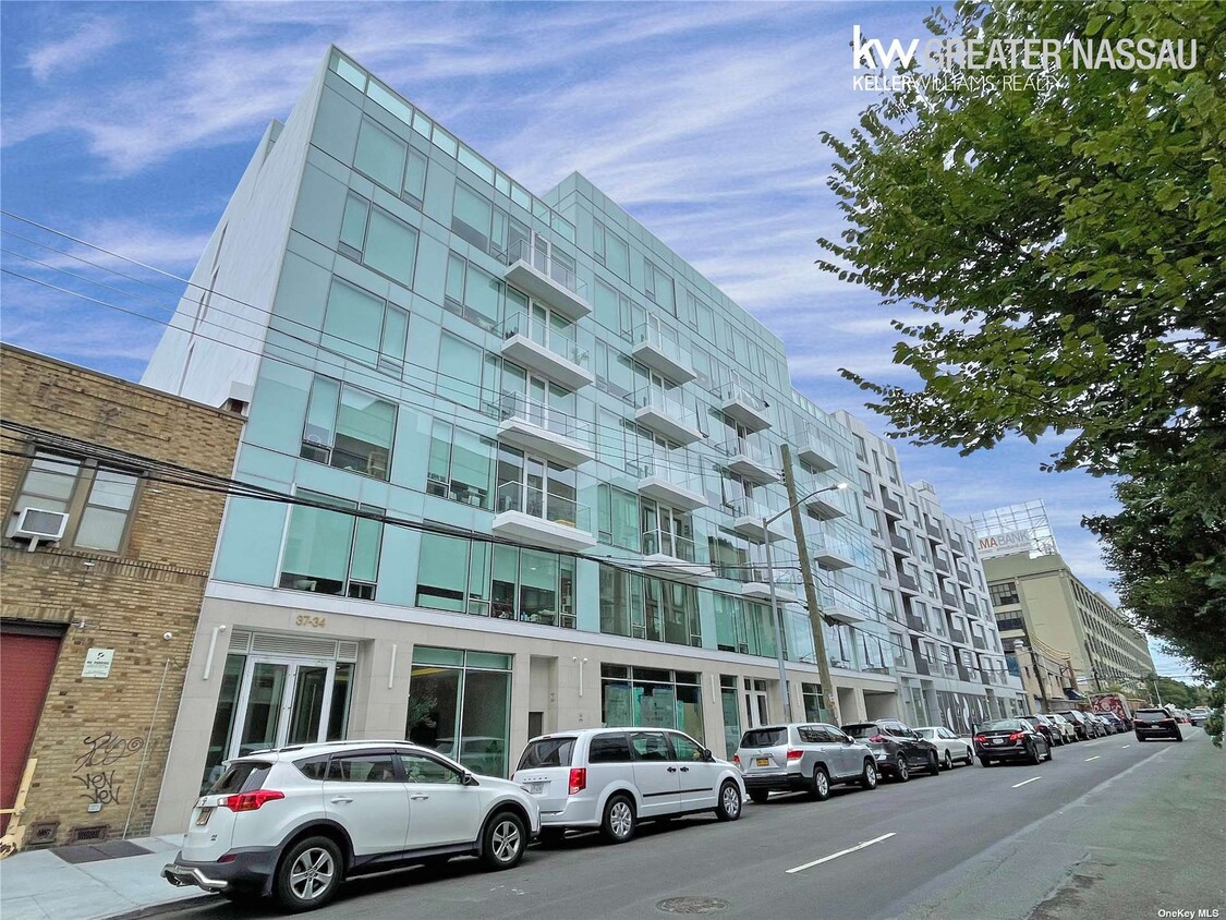 Foto principal - 37-34 33rd St