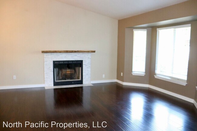 Foto del edificio - 3 br, 2 bath House - 1720 91st DR SE