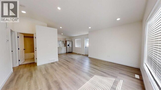 Photo du bâtiment - 9604 Hillcrest Dr