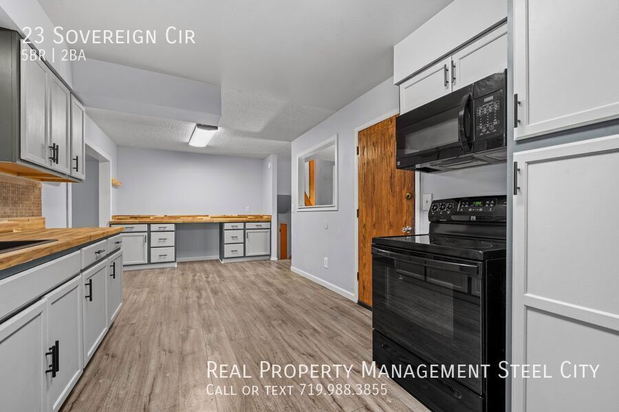 Foto principal - 23 Sovereign Cir
