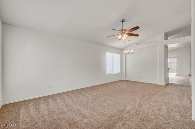 Foto del edificio - 9573 Paradise Rd