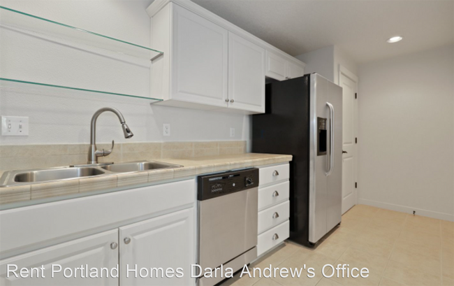 Building Photo - 2 br, 1 bath House - 8904 NE Brentford Way