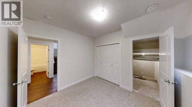 Photo du bâtiment - 9717-9112 112 Ave