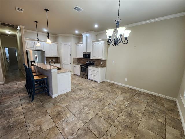 Building Photo - 2806 Willow Ridge Cir