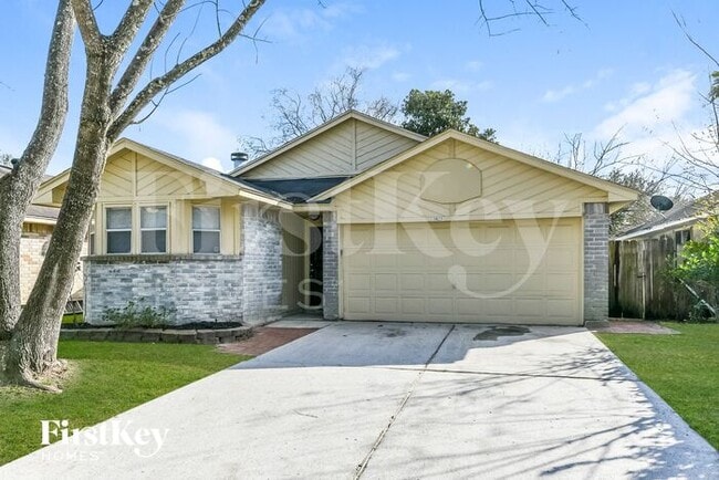 Building Photo - 3823 Ebury Dr