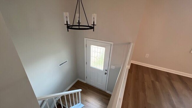 Building Photo - 3 BR 2.5 BA home in Groveport Schools