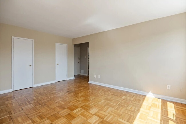 Building Photo - East York Apartments