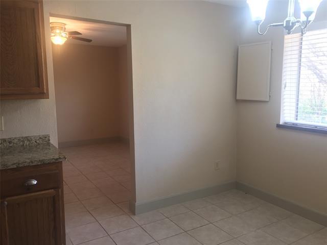 Foto del edificio - 8800 Camfield Way St