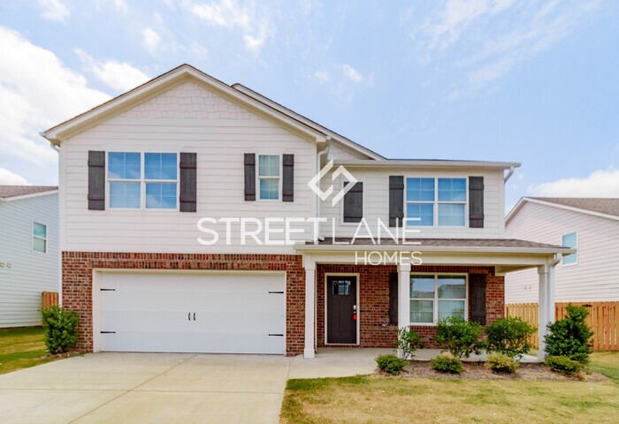 Primary Photo - Charming 5 Bedroom in Tuscaloosa!