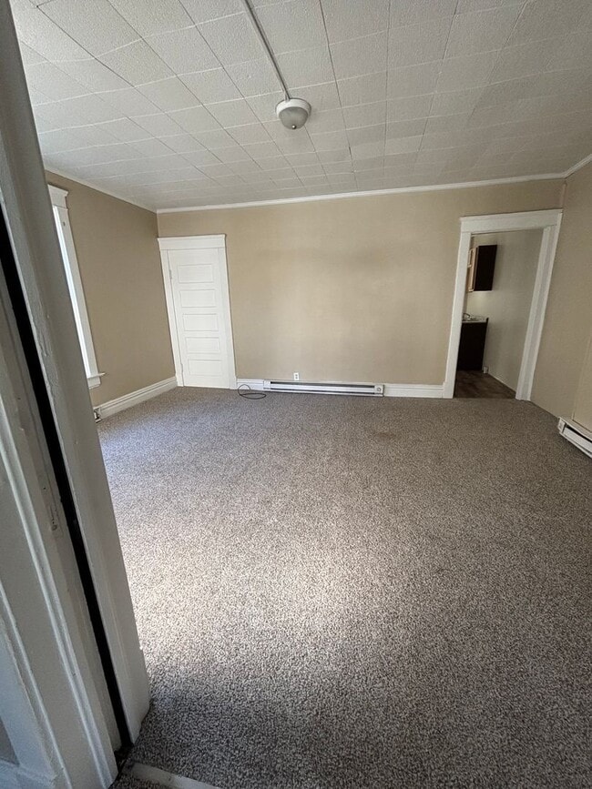 Building Photo - One Level Living