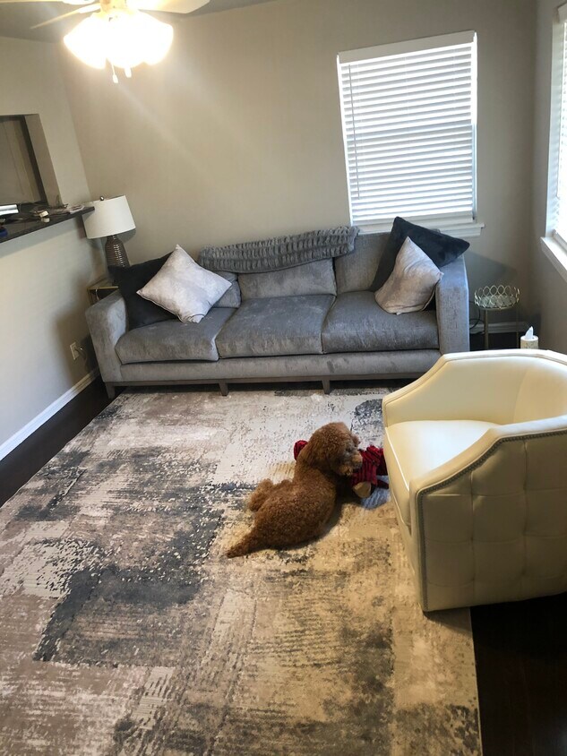 Foto del edificio - 810 Pine Valley Rd