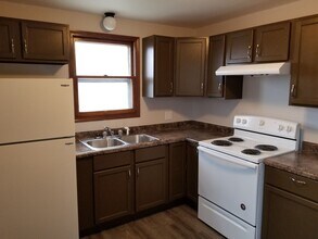 Building Photo - 200 N 9th St