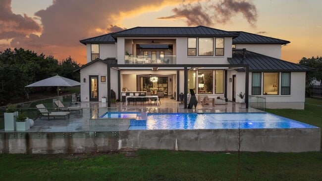 Building Photo - 714 Crystal Creek Dr