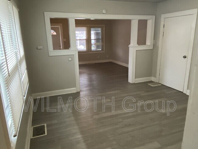 Foto del edificio - 1335 N Ewing St